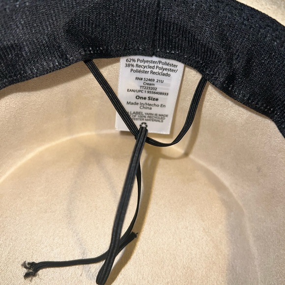 Flat brim hat - Picture 4 of 4